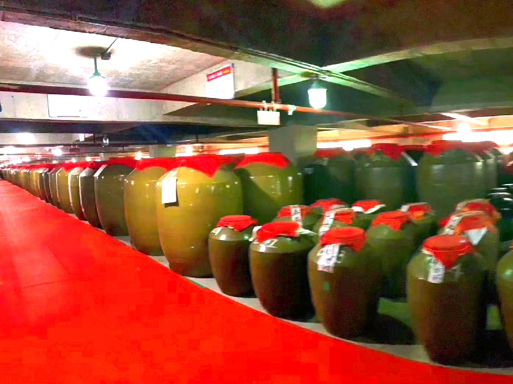 地下恒溫酒庫(kù)